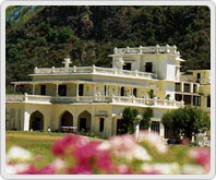Ayurvedic Resorts and Shalas in India
